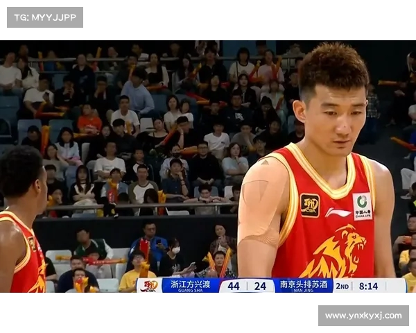 广东与新疆激战CBA焦点之战 孙铭徽与周琦对决引爆全场 广东与新疆激战CBA焦点之战 孙铭徽与周琦对决引爆全场
